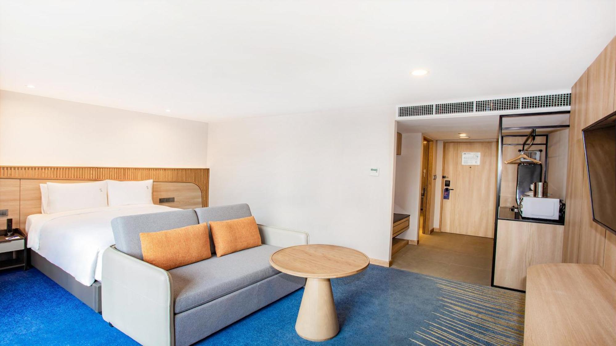 Holiday Inn Express & Suites Bangkok Central Pier By Ihg Exterior foto